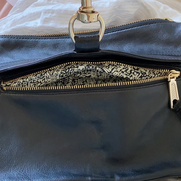 Rebecaa Minkoff M.A.C Crossbody Black/Gold - Picture 4 of 6